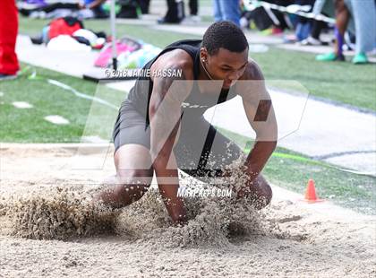 Thumbnail 3 in Bob Jenkins SCTCCCA Coaches Classic (Triple Jump & High Jump) photogallery.