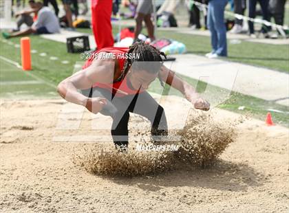 Thumbnail 2 in Bob Jenkins SCTCCCA Coaches Classic (Triple Jump & High Jump) photogallery.
