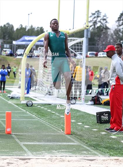 Thumbnail 2 in Bob Jenkins SCTCCCA Coaches Classic (Triple Jump & High Jump) photogallery.