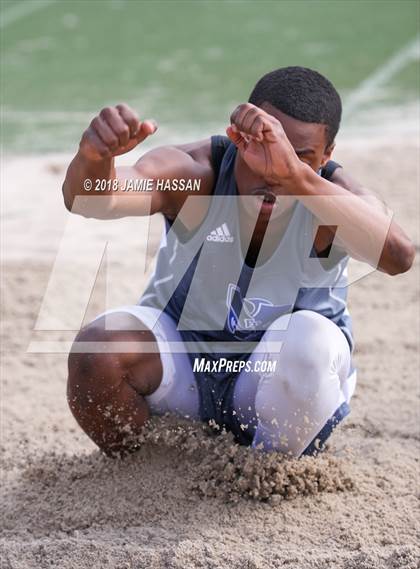 Thumbnail 1 in Bob Jenkins SCTCCCA Coaches Classic (Triple Jump & High Jump) photogallery.
