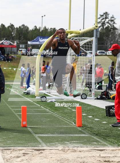 Thumbnail 2 in Bob Jenkins SCTCCCA Coaches Classic (Triple Jump & High Jump) photogallery.