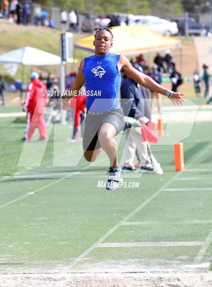 Thumbnail 1 in Bob Jenkins SCTCCCA Coaches Classic (Triple Jump & High Jump) photogallery.