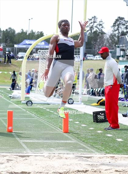 Thumbnail 3 in Bob Jenkins SCTCCCA Coaches Classic (Triple Jump & High Jump) photogallery.