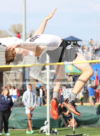 Thumbnail 3 in Bob Jenkins SCTCCCA Coaches Classic (Triple Jump & High Jump) photogallery.