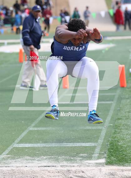 Thumbnail 1 in Bob Jenkins SCTCCCA Coaches Classic (Triple Jump & High Jump) photogallery.