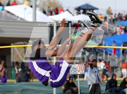 Thumbnail 1 in Bob Jenkins SCTCCCA Coaches Classic (Triple Jump & High Jump) photogallery.