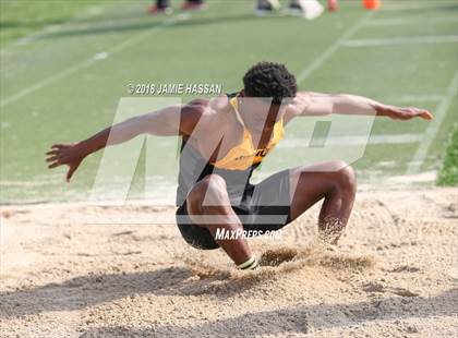Thumbnail 1 in Bob Jenkins SCTCCCA Coaches Classic (Triple Jump & High Jump) photogallery.
