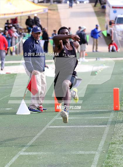 Thumbnail 3 in Bob Jenkins SCTCCCA Coaches Classic (Triple Jump & High Jump) photogallery.