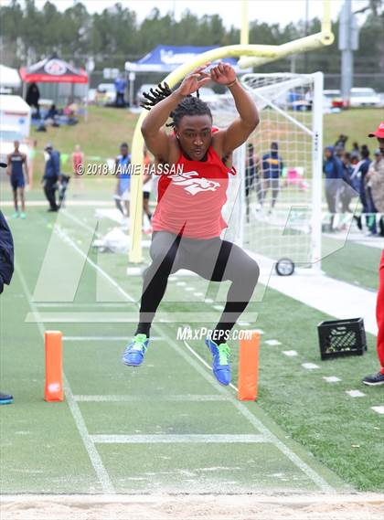 Thumbnail 3 in Bob Jenkins SCTCCCA Coaches Classic (Triple Jump & High Jump) photogallery.