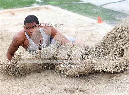 Thumbnail 2 in Bob Jenkins SCTCCCA Coaches Classic (Triple Jump & High Jump) photogallery.
