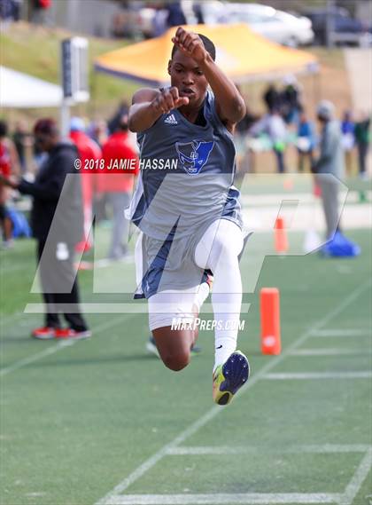 Thumbnail 3 in Bob Jenkins SCTCCCA Coaches Classic (Triple Jump & High Jump) photogallery.