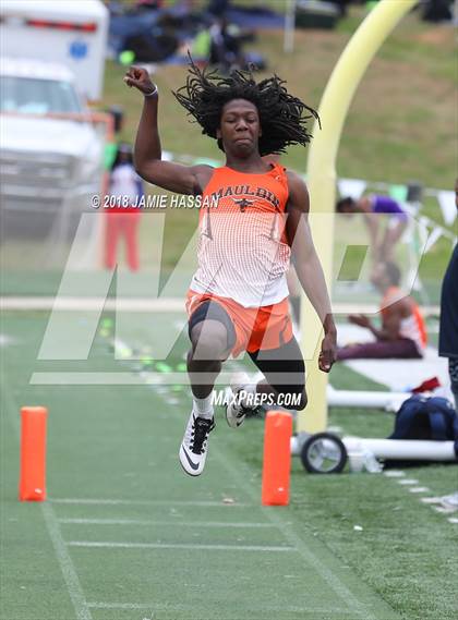 Thumbnail 2 in Bob Jenkins SCTCCCA Coaches Classic (Triple Jump & High Jump) photogallery.