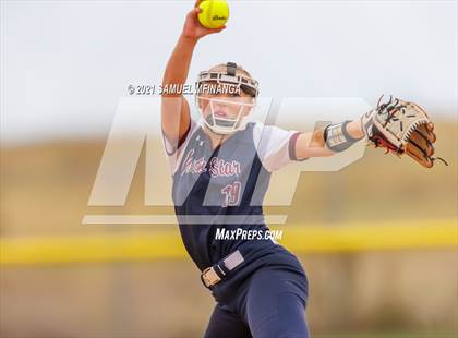 Thumbnail 2 in Grand Island vs. North Star photogallery.
