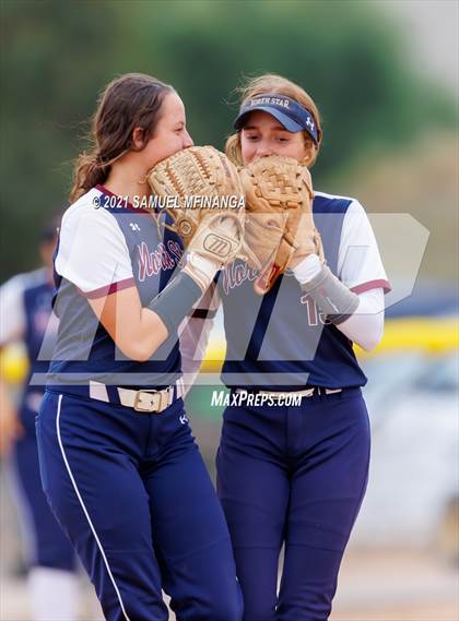 Thumbnail 1 in Grand Island vs. North Star photogallery.