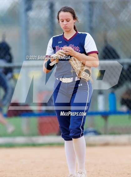Thumbnail 3 in Grand Island vs. North Star photogallery.