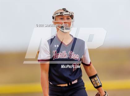 Thumbnail 2 in Grand Island vs. North Star photogallery.