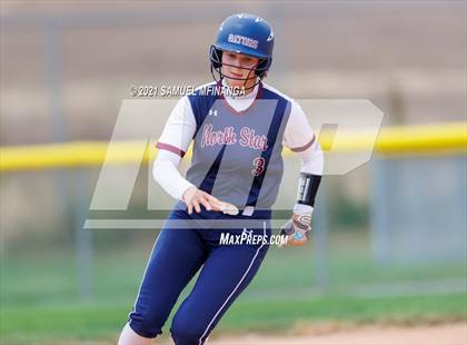 Thumbnail 3 in Grand Island vs. North Star photogallery.