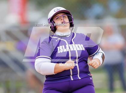 Thumbnail 2 in Grand Island vs. North Star photogallery.