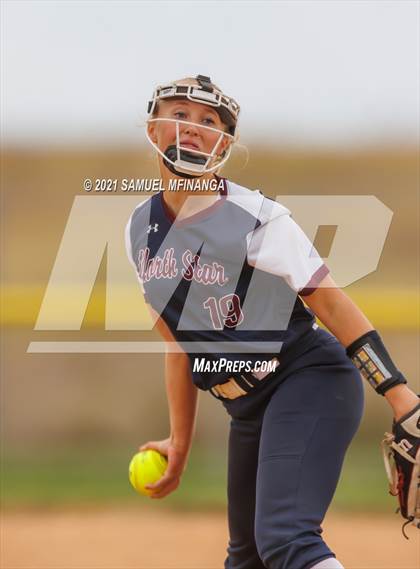 Thumbnail 3 in Grand Island vs. North Star photogallery.