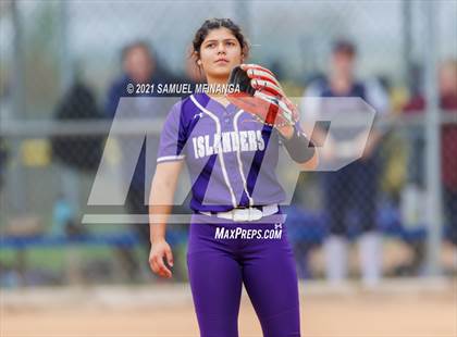 Thumbnail 2 in Grand Island vs. North Star photogallery.