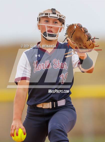 Thumbnail 1 in Grand Island vs. North Star photogallery.