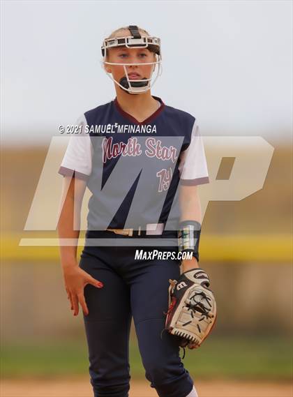 Thumbnail 2 in Grand Island vs. North Star photogallery.