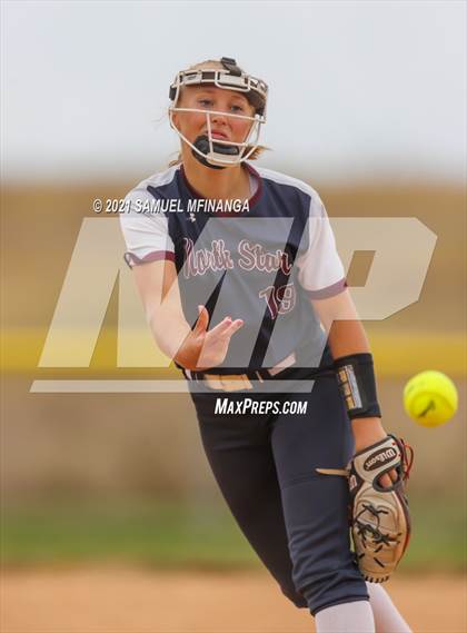 Thumbnail 2 in Grand Island vs. North Star photogallery.