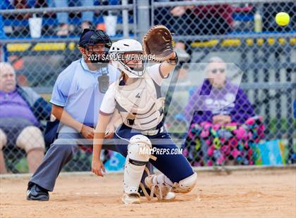 Thumbnail 2 in Grand Island vs. North Star photogallery.