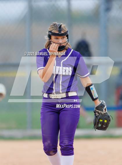 Thumbnail 2 in Grand Island vs. North Star photogallery.