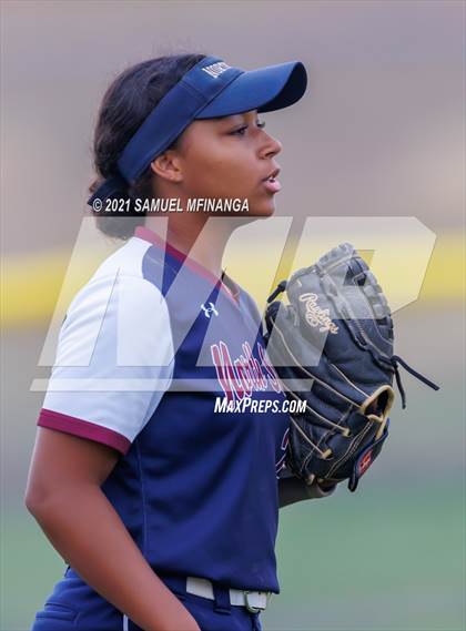 Thumbnail 1 in Grand Island vs. North Star photogallery.