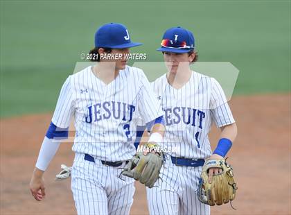 Thumbnail 1 in Jesuit @ Fontainebleau photogallery.