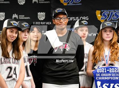 Thumbnail 2 in Sacramento Adventist vs. Valley Christian (CIF SJS D6 Final) photogallery.