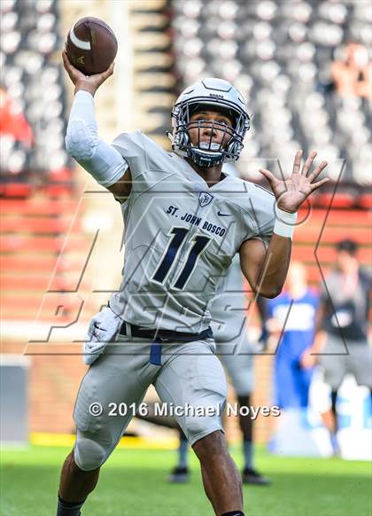 Thumbnail 1 in St. Xavier vs. St. John Bosco (Crosstown Showdown) photogallery.