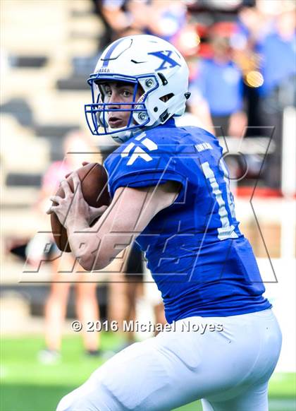 Thumbnail 1 in St. Xavier vs. St. John Bosco (Crosstown Showdown) photogallery.