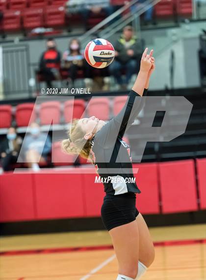 Thumbnail 3 in Marcus @ Coppell photogallery.