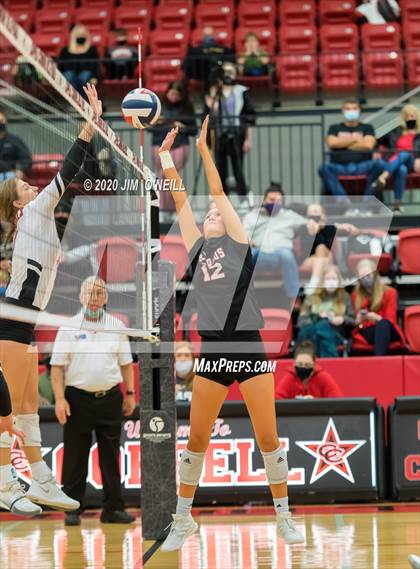 Thumbnail 2 in Marcus @ Coppell photogallery.