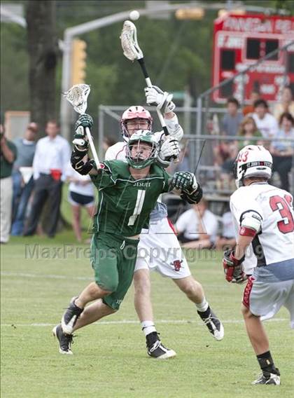 Thumbnail 2 in St. John's vs. Strake Jesuit photogallery.