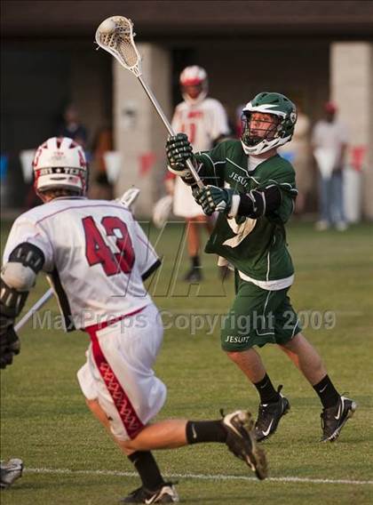 Thumbnail 3 in St. John's vs. Strake Jesuit photogallery.