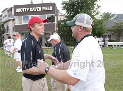Thumbnail 2 in St. John's vs. Strake Jesuit photogallery.