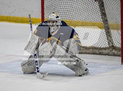 Thumbnail 3 in Bow vs Goffstown (Manchester Christmas Tournament) photogallery.