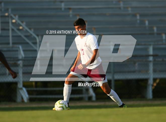 null - Photo 01