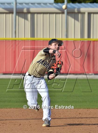 Thumbnail 2 in Clearwater vs. St. Petersburg Catholic photogallery.