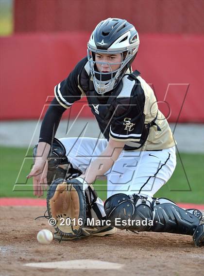 Thumbnail 2 in Clearwater vs. St. Petersburg Catholic photogallery.