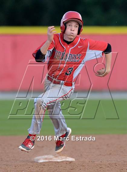 Thumbnail 3 in Clearwater vs. St. Petersburg Catholic photogallery.