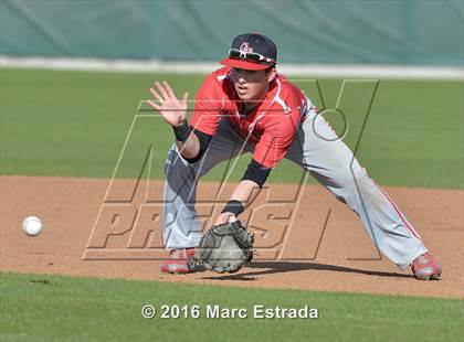 Thumbnail 1 in Clearwater vs. St. Petersburg Catholic photogallery.