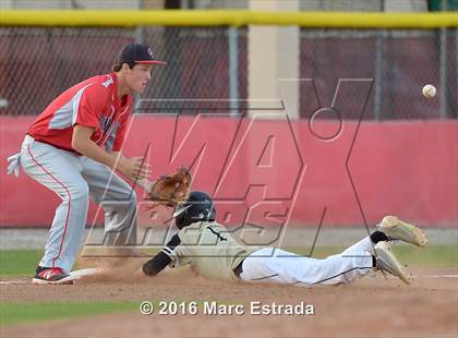 Thumbnail 1 in Clearwater vs. St. Petersburg Catholic photogallery.