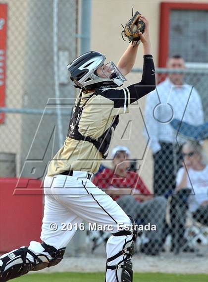 Thumbnail 2 in Clearwater vs. St. Petersburg Catholic photogallery.