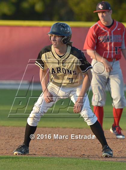 Thumbnail 1 in Clearwater vs. St. Petersburg Catholic photogallery.