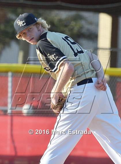 Thumbnail 3 in Clearwater vs. St. Petersburg Catholic photogallery.