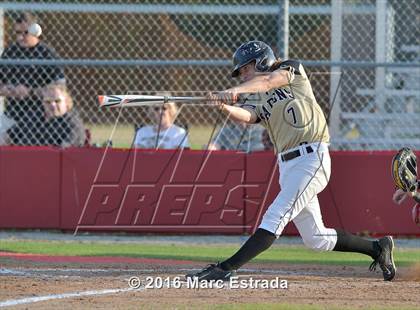 Thumbnail 3 in Clearwater vs. St. Petersburg Catholic photogallery.